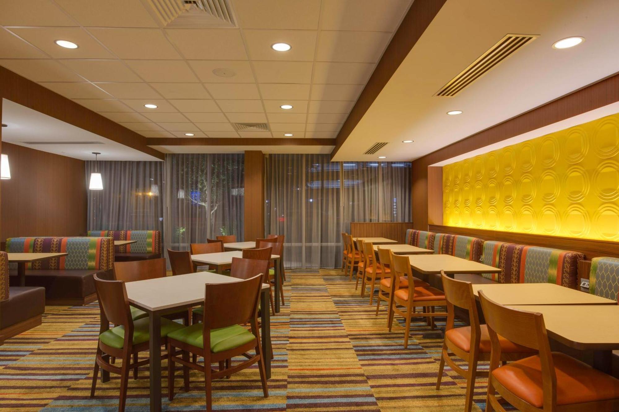 Fairfield Inn & Suites By Marriott Fort Lauderdale Downtown/Las Olas Ngoại thất bức ảnh